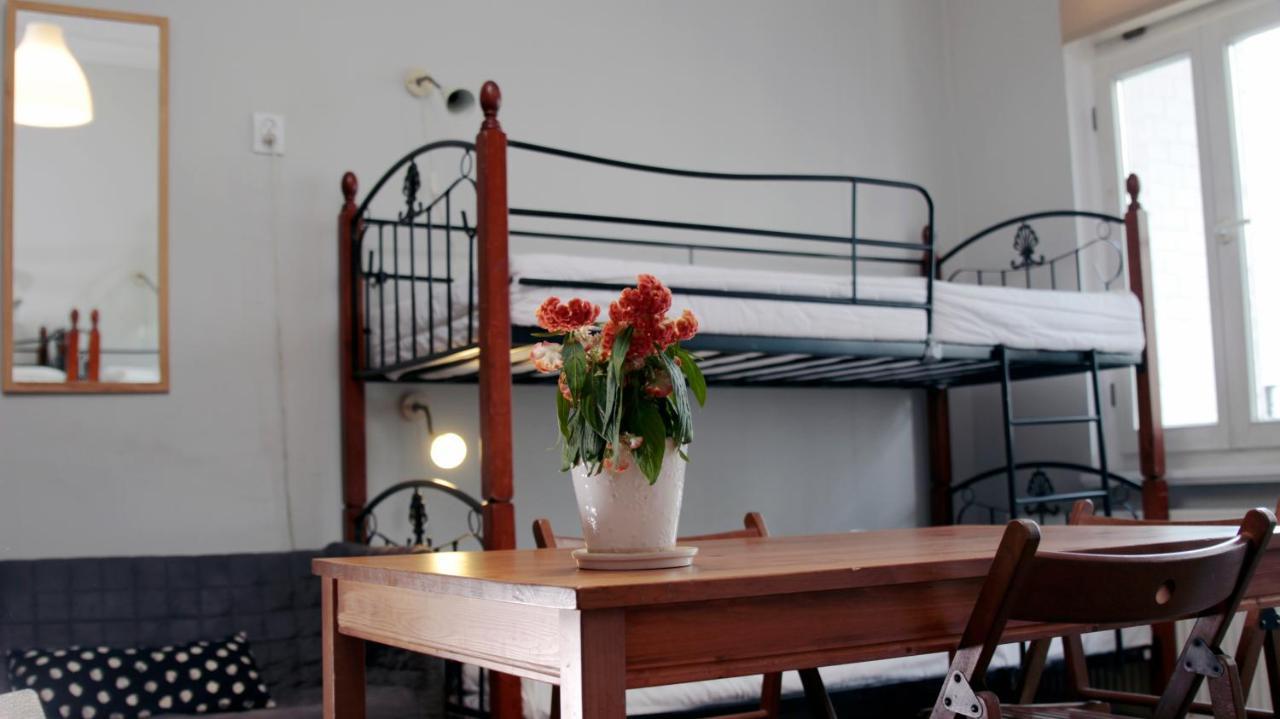 Pit Stop Hostel Poznań Extérieur photo