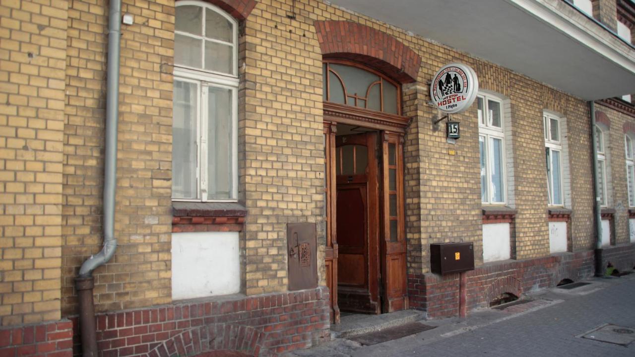 Pit Stop Hostel Poznań Extérieur photo